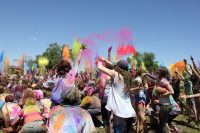 Holi festivalgoers