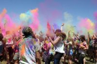Holi festivalgoers