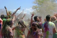 Holi festivalgoers