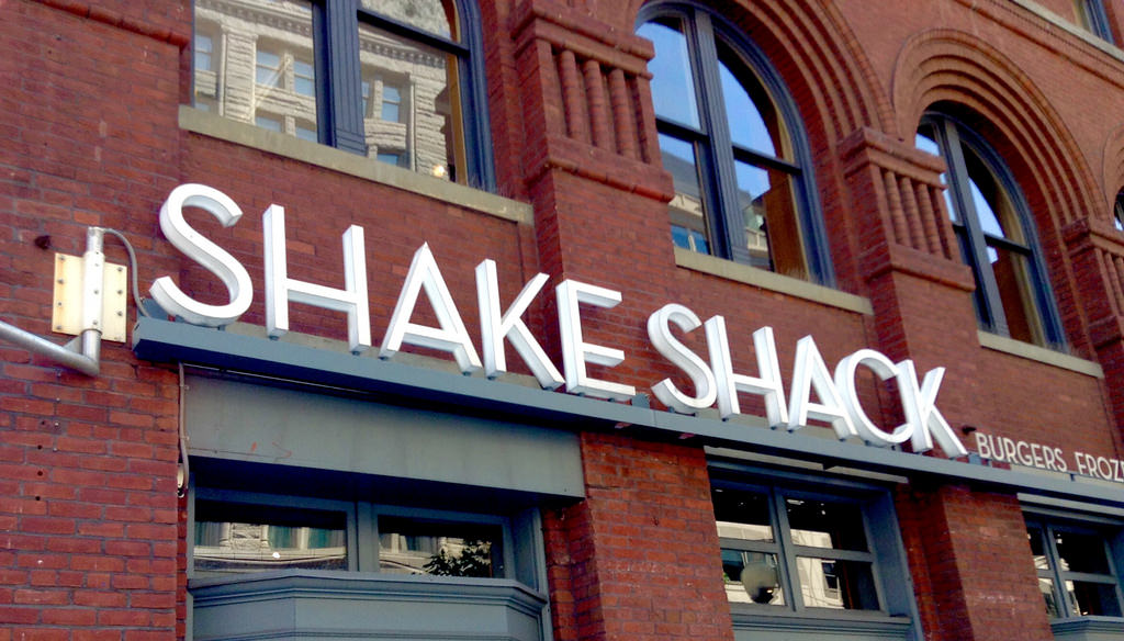Famous burger joint Shake Shack comes to Utah Shake Shack sign