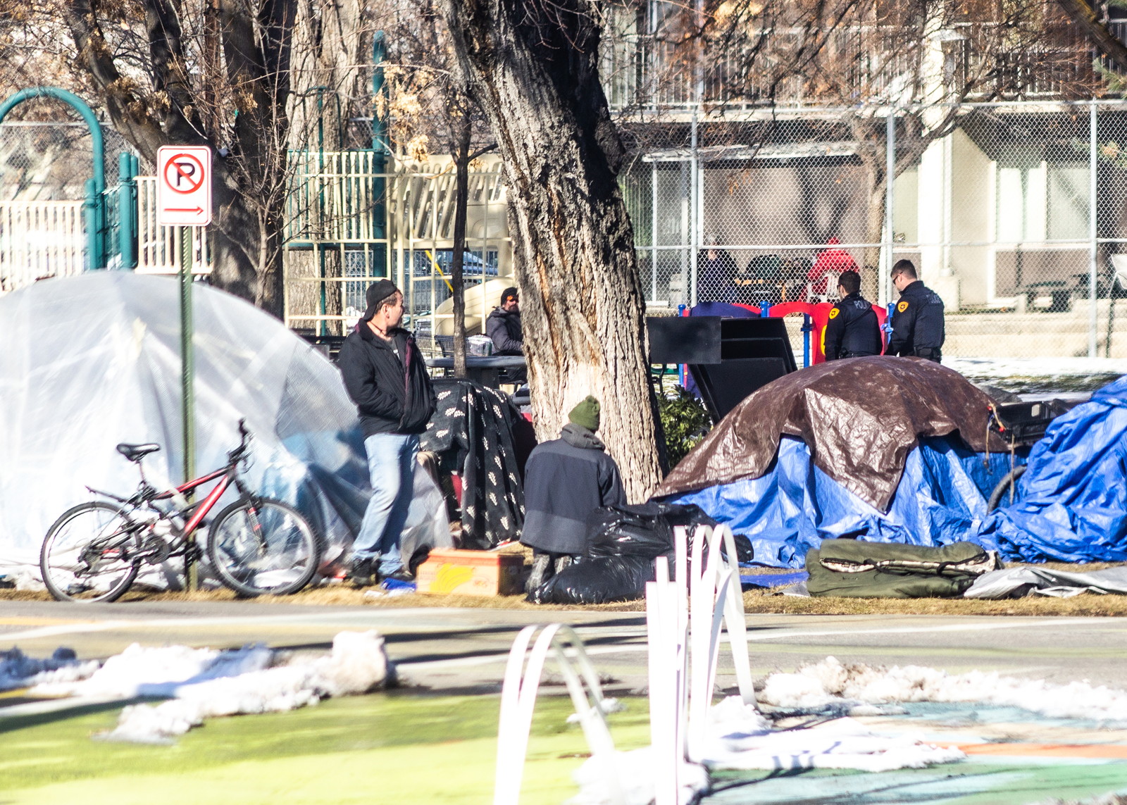 Road Home closure pushes homeless community to adapt Homeless Campsite