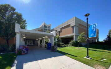 SLCC libraries open their doors to students East entrance of Markosian Library