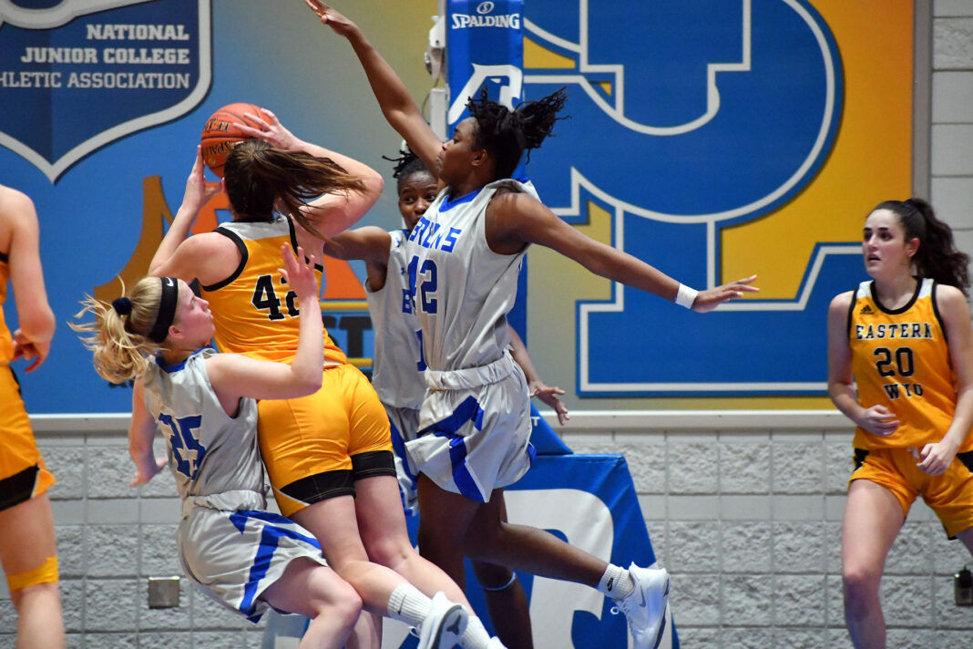 Freshman center Allyzee Verdan