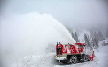 Experts urge caution as avalanche danger remains high Plow clears out Alta Ski Area
