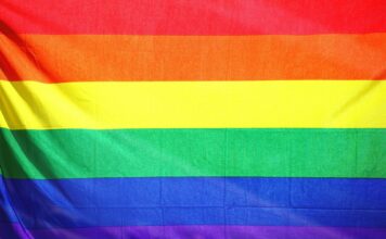 LGBTQ students, advocates reflect on coming out in Utah LGBTQ rainbow flag