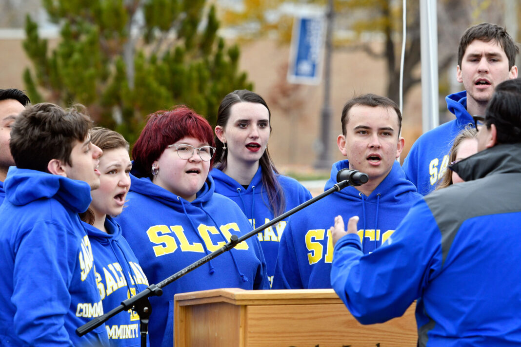 SLCC choir sings in unison