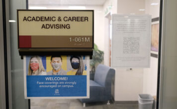 SLCC may mandate academic advising visits Academic and Career Advising sign at South City Campus