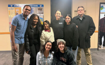 Honors Program strengthens community and student success Group photo of Honors Program peer mentors