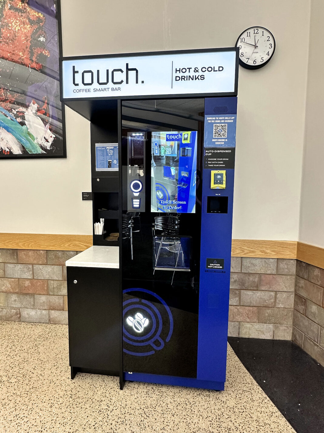 Touch Coffee Smart Bar machine