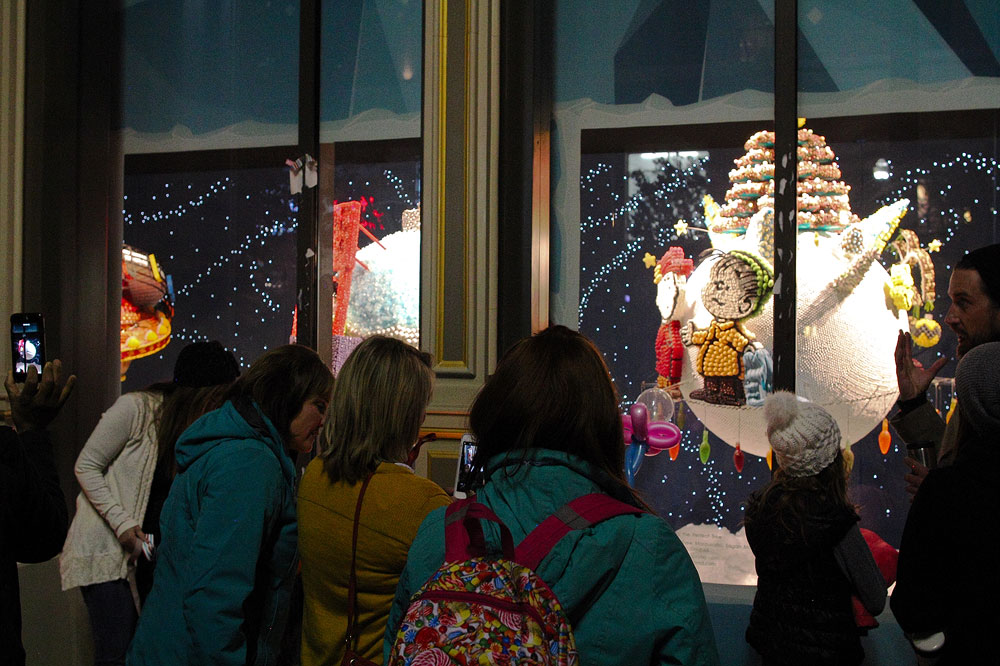 Photos: Macy’s holiday candy windows Guests look at candy windows
