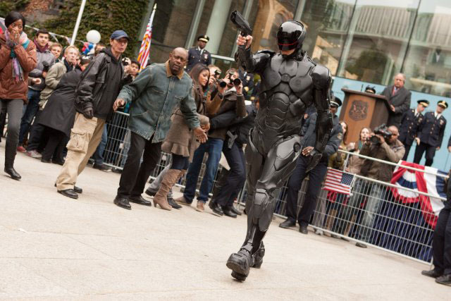 Movie review: 80’s icon ‘RoboCop’ becomes slightly more relevant in 2014 Still from RoboCop featuring Joel Kinnaman