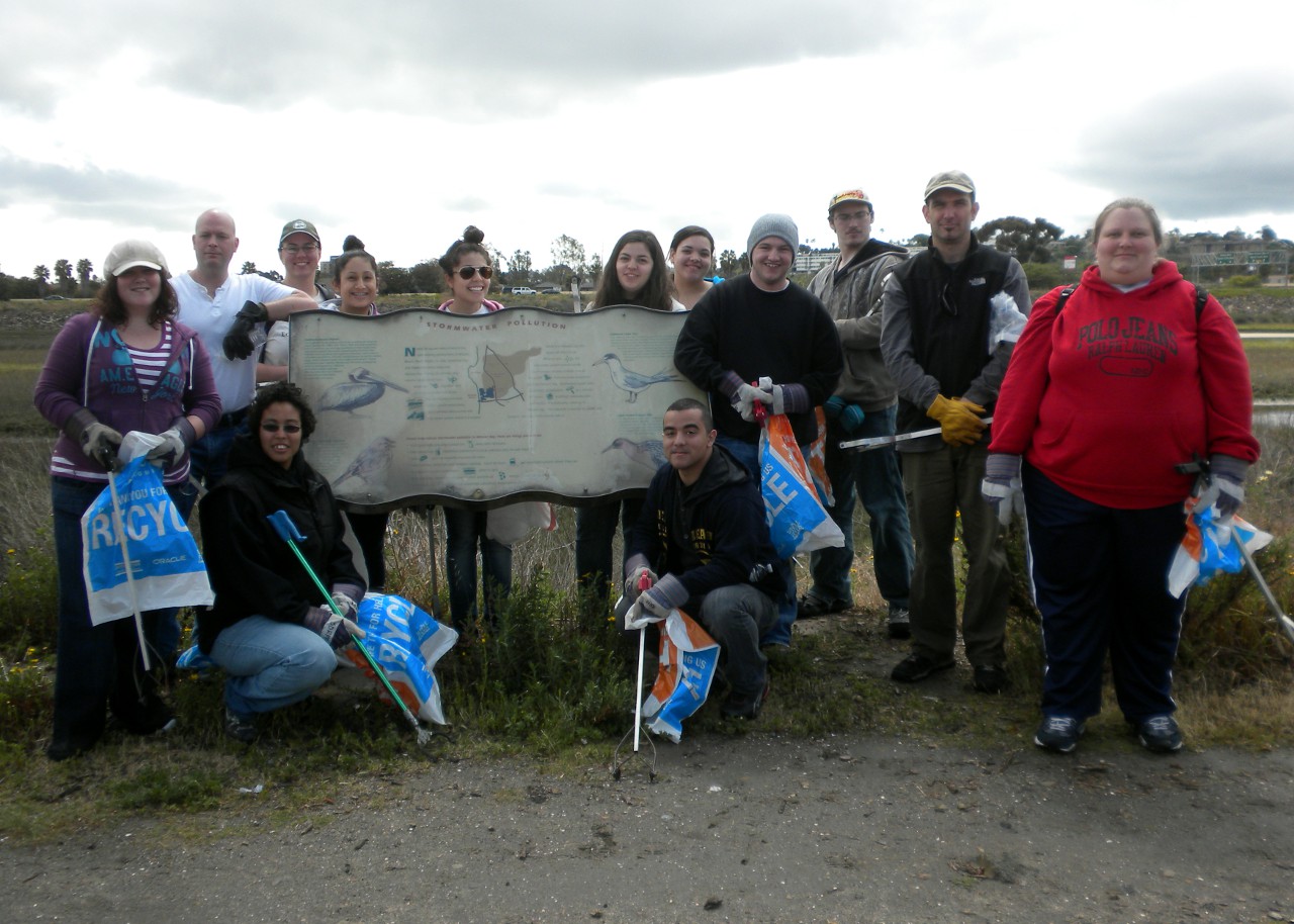 Alternative Spring Break a fun learning experience Alternative spring break group photo