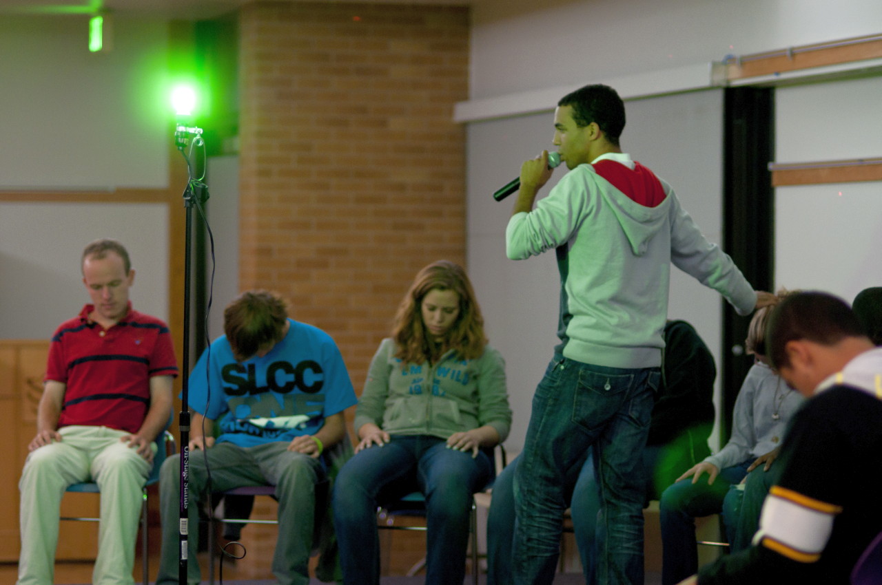 Chris Jones hypnotizes SLCC Hypnotist Chris Jones at work