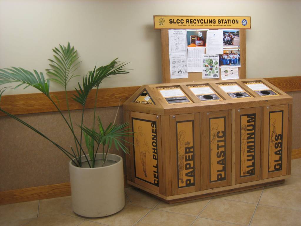 Student initiative drives SLCC’s recycling success SLCC recycling station