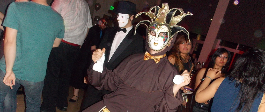 Masquerade Ball delivers night of fun and games Mardi Gras student