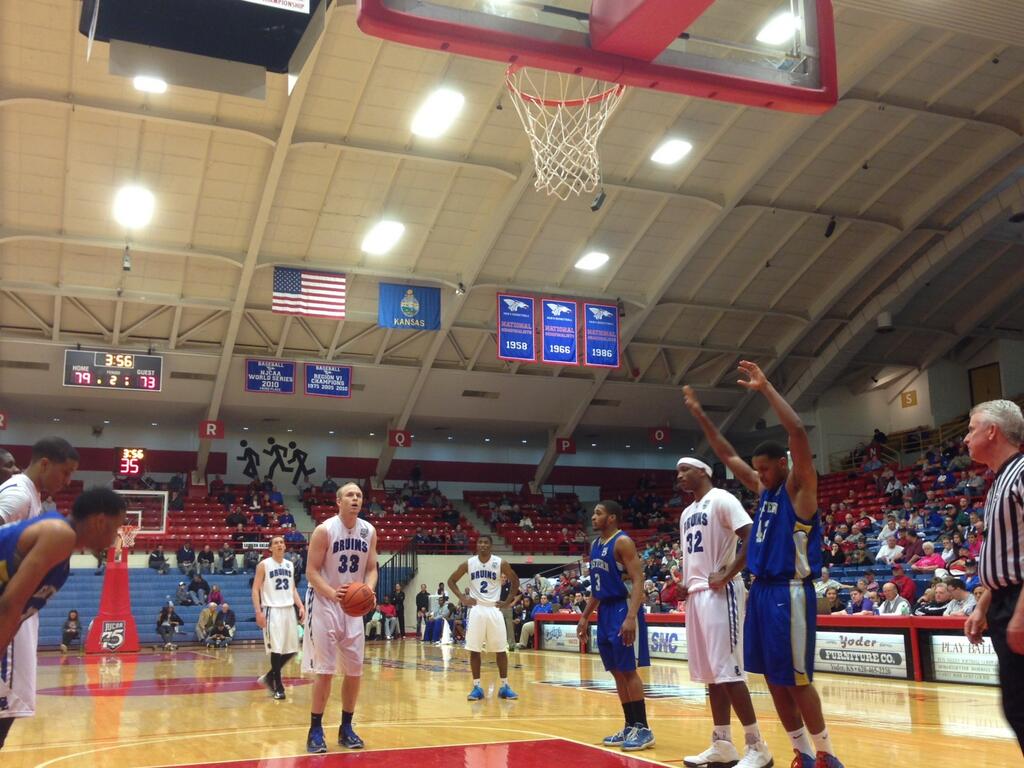 Bruins defeat Eastern Oklahoma State, face familiar foe in second round Nick Jenson (33) shoots a free throw.
