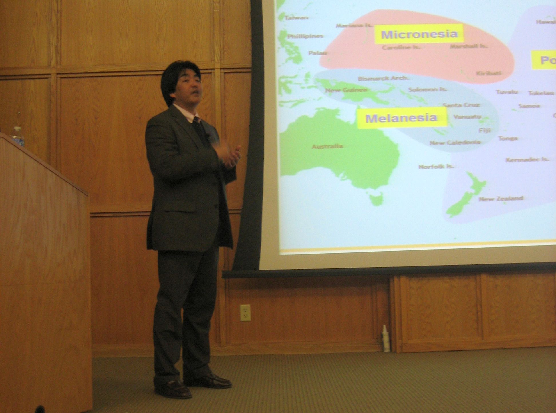 Visiting professor shares language and culture of the Yolngu Visiting Professor Kiyoshi Haida talks about Oceania.