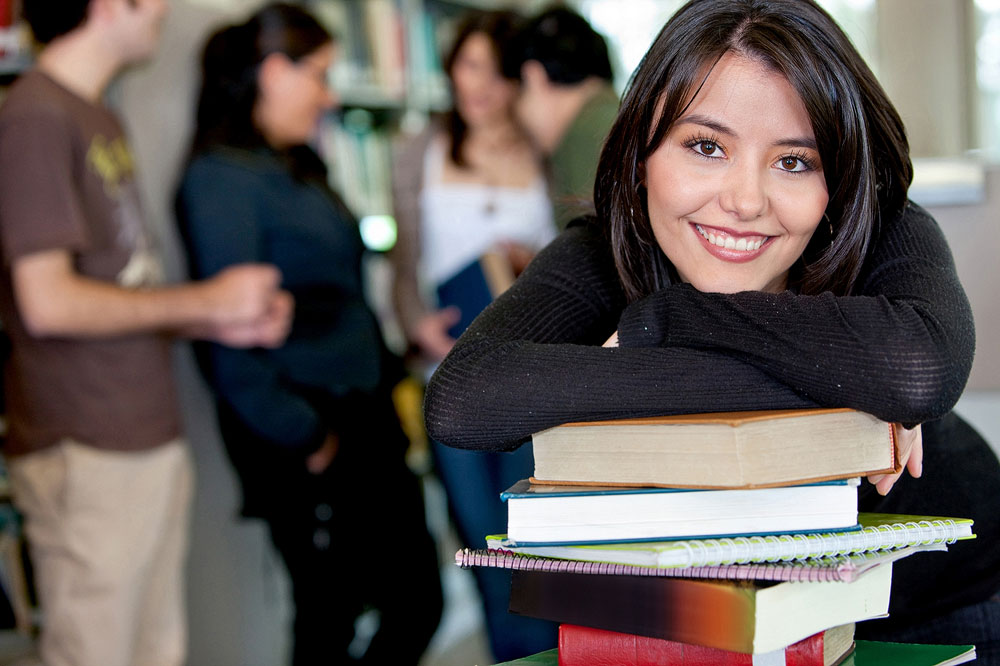 3 things to remember as a new SLCC student Female college student