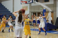 SLCC women’s basketball soars over the Golden Eagles Natalie Parsons drains a three on USU Eastern.