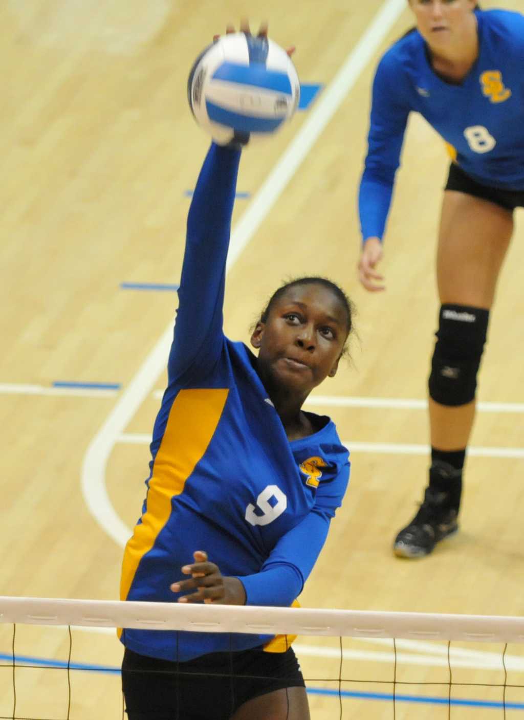 SLCC Volleyball ‘sets’ sights on 2012 SWAC Championship Girl hits volleyball
