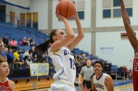 Bouncing back: 2013-14 SLCC women’s basketball preview Miranda Averett vs. CNCC
